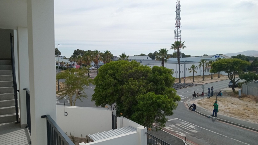 2 Bedroom Property for Sale in Table View Western Cape